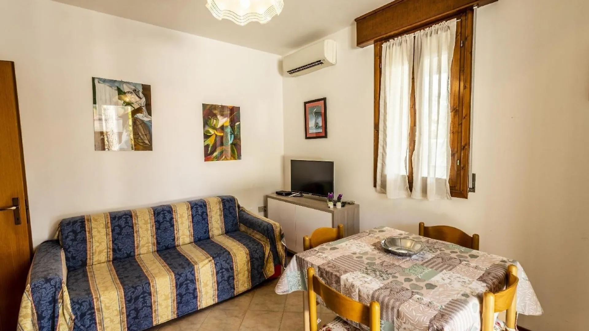 Holiday home Ferienhaus In Lido Di Volano Mit Privatem Garten