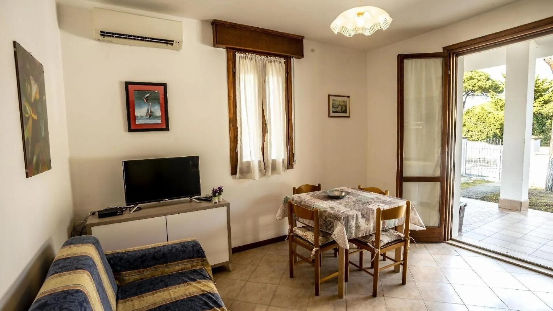 Ferienhaus In Lido Di Volano Mit Privatem Garten Holiday home